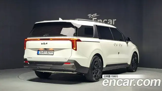 Kia Carnival 2025 — Фото 2/20
