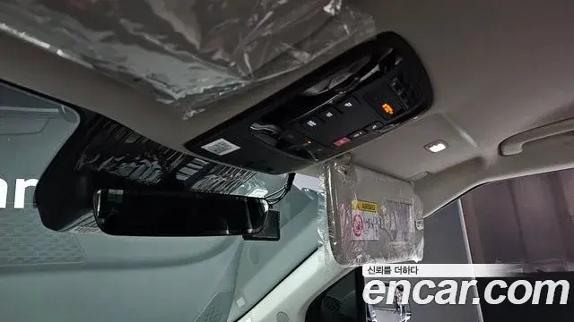 Kia Carnival 2024 — Şəkil 9/37