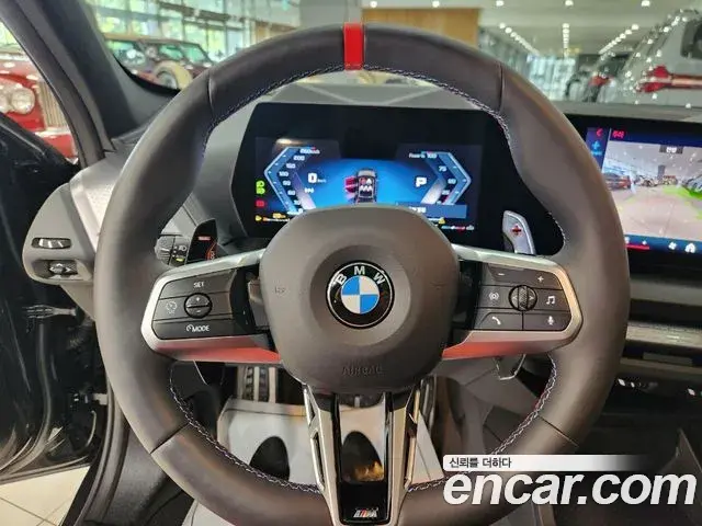 BMW 1 Series 2025 — Photo 10/18