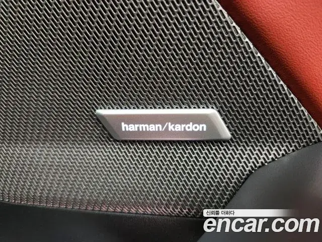 BMW 1 Series 2025 — Photo 17/18