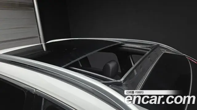 Mercedes-Benz GLB-Class 2023 — Photo 11/30