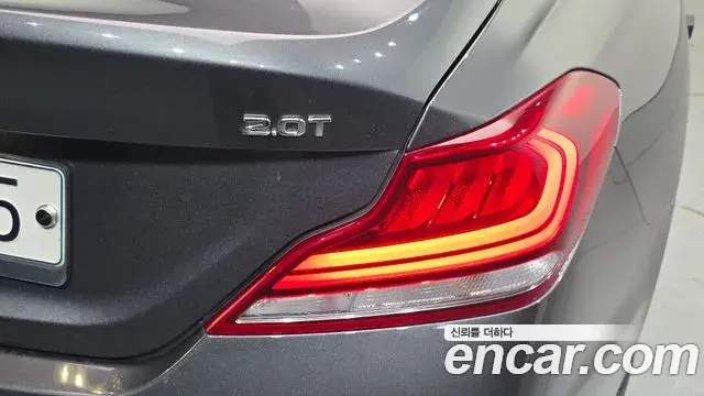 Genesis G70 2018 — ფოტო 7/33