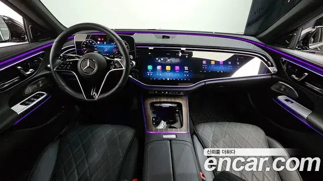 Mercedes-Benz E-Class 2026 — Photo 32/38
