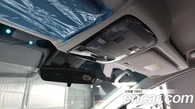 Hyundai Staria 2023 — Фото 15/20