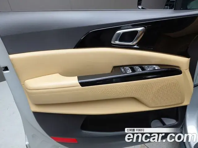 Kia Carnival 2022 — Şəkil 3/29