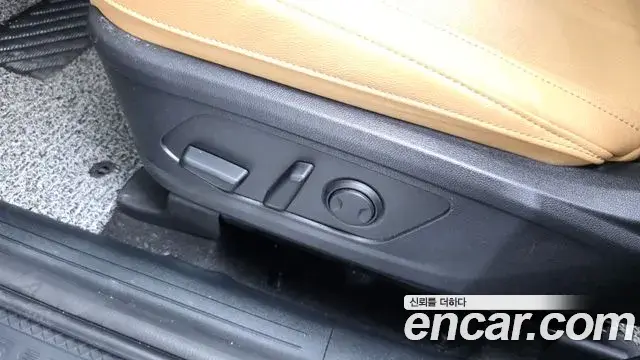Kia Sorento 2023 — ფოტო 5/34