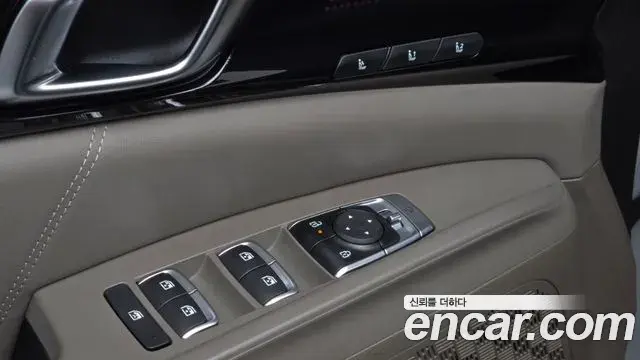Kia Carnival 2025 — ფოტო 31/35