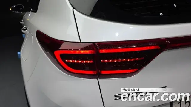 Kia Sportage The Bold 2019 — Photo 13/33