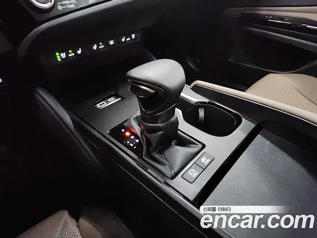 Lexus ES300h 2026 — Şəkil 5/20