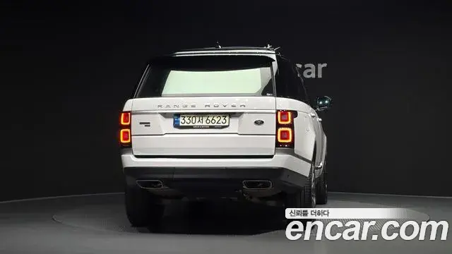 Land Rover Range Rover 2021 — Photo 14/34