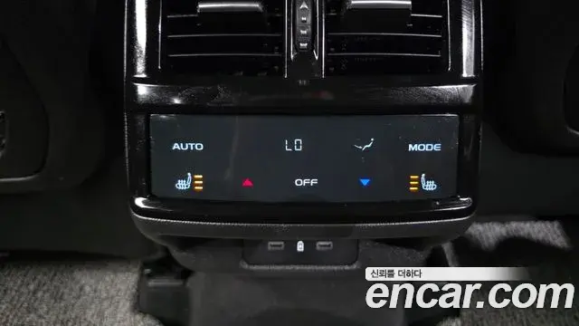 Renault Samsung Grand Koleos 2024 — Фото 19/20