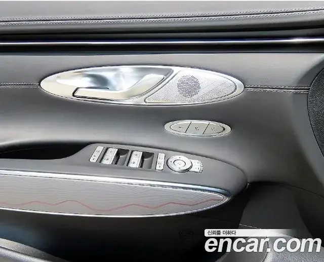 Genesis GV70 2024 — ფოტო 12/20