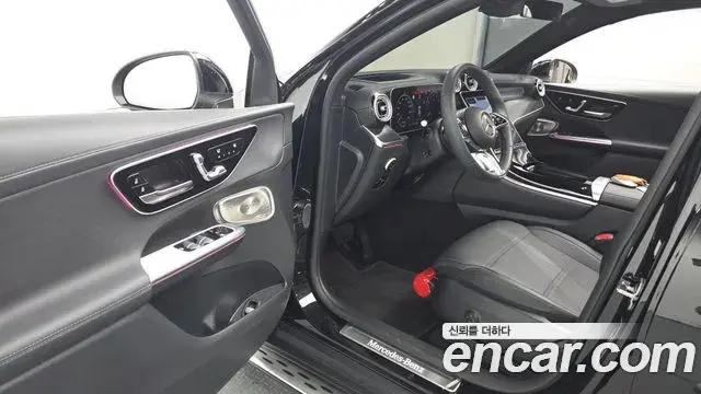 Mercedes-Benz GLC-Class 2025 — Фото 10/20