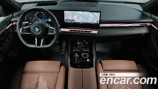 BMW 5 Series 2025 — Photo 7/20