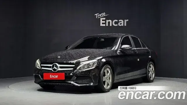 Mercedes-Benz C-Class 2018 — Фото 1/20