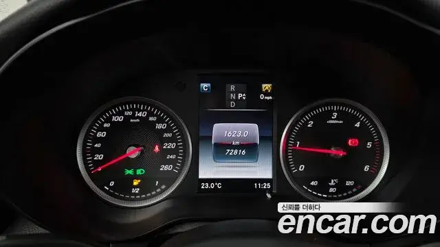 Mercedes-Benz C-Class 2018 — Фото 8/20