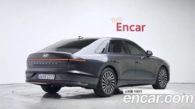 Hyundai Grandeur 2023 — Photo 2/20