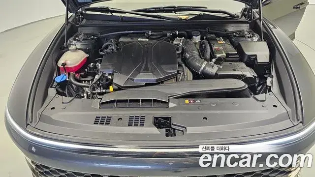 Hyundai Grandeur 2023 — Photo 6/20