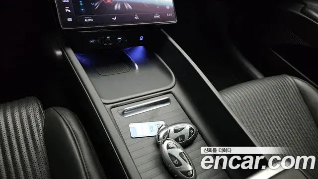 Hyundai Grandeur 2023 — Photo 17/20