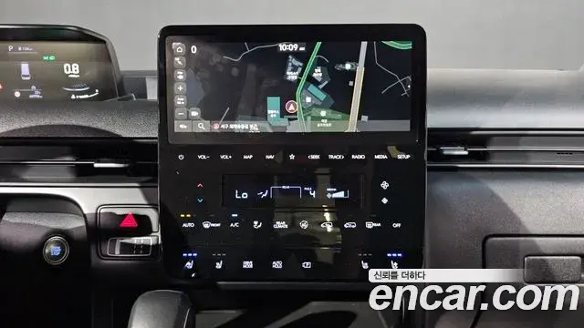 Hyundai Staria 2023 — Photo 12/20