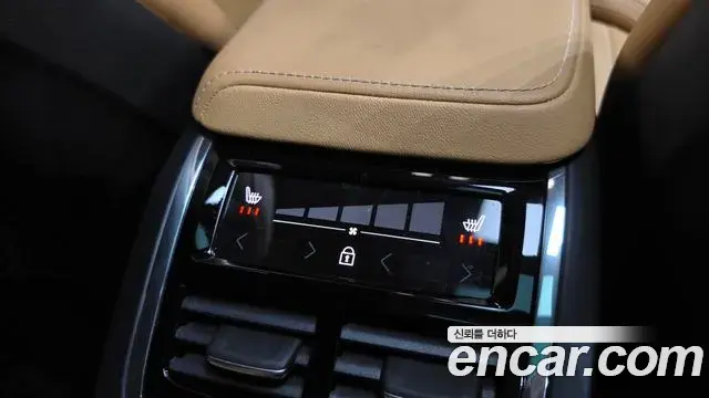 Volvo V60 Cross Country 2024 — Şəkil 10/35