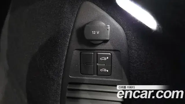 Volkswagen Touareg 2025 — Şəkil 14/41