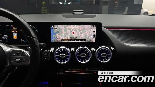 Mercedes-Benz GLA-Class 2020 — Фото 14/20