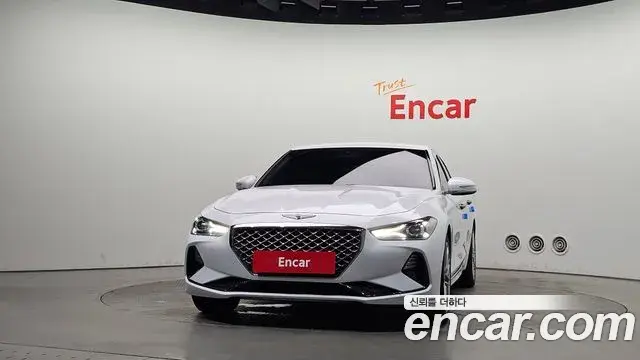 Genesis G70 2019 — ფოტო 16/20