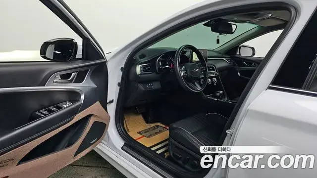 Genesis G70 2019 — ფოტო 12/20