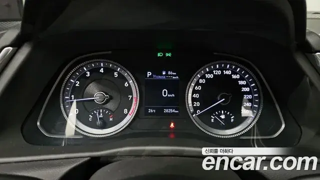 Hyundai Sonata 2020 — Фото 8/20