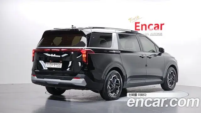 Kia Carnival 2025 — Photo 2/20
