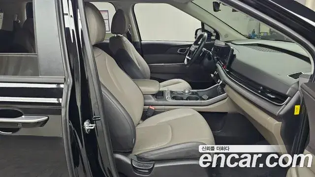 Kia Carnival 2025 — Photo 11/20