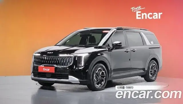 Kia Carnival 2025 — Photo 1/20