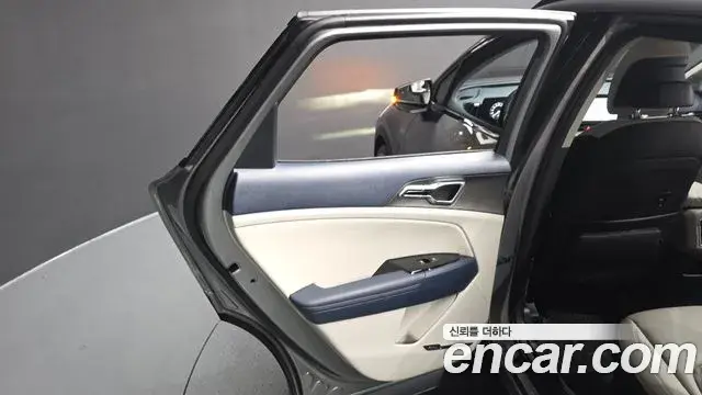 Kia Sportage 2024 — ფოტო 32/42