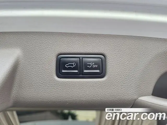 Kia Carnival 2021 — Фото 19/20
