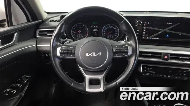 Kia K5 2022 — Photo 13/20