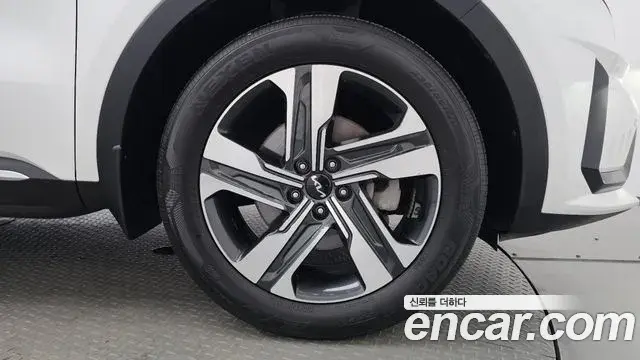 Kia Sorento 2022 — Photo 4/36