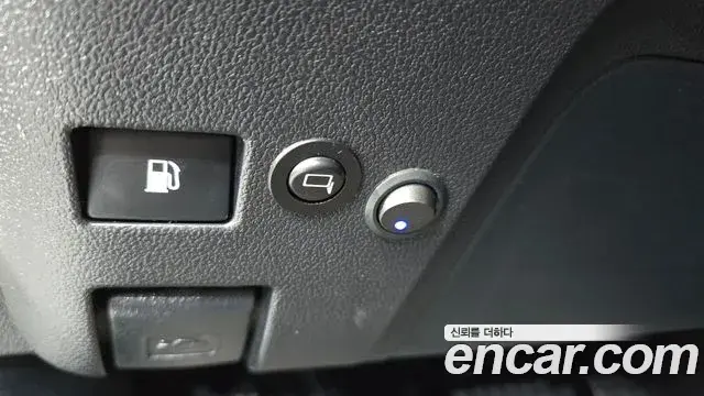 Toyota Prius 2021 — Şəkil 4/30