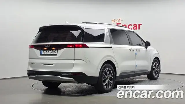 Kia Carnival 2022 — Фото 2/20
