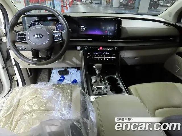 Kia Carnival 2021 — Photo 10/20