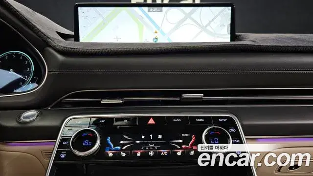 Genesis GV80 2023 — Photo 1/20