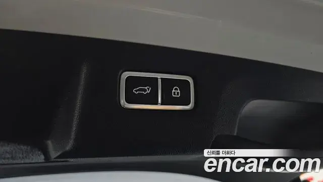 Kia Sorento 2021 — Фото 20/20
