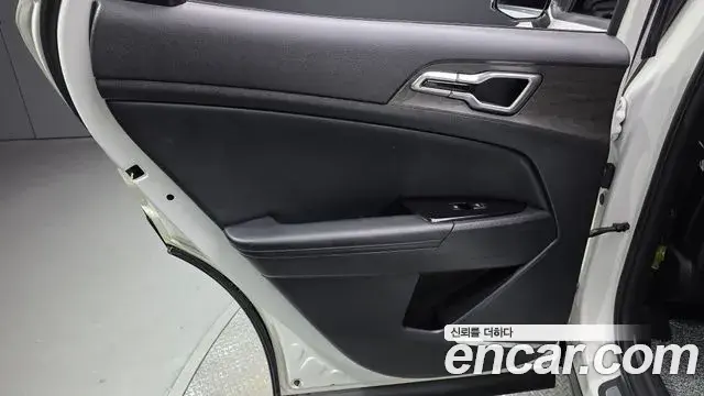Kia Sportage 2022 — Şəkil 5/32
