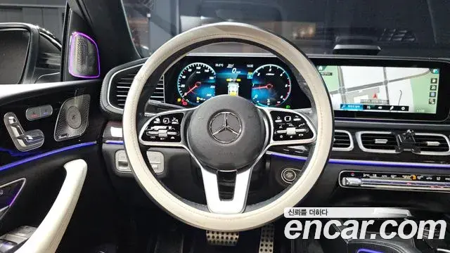 Mercedes-Benz GLE-Class 2022 — Фото 13/20