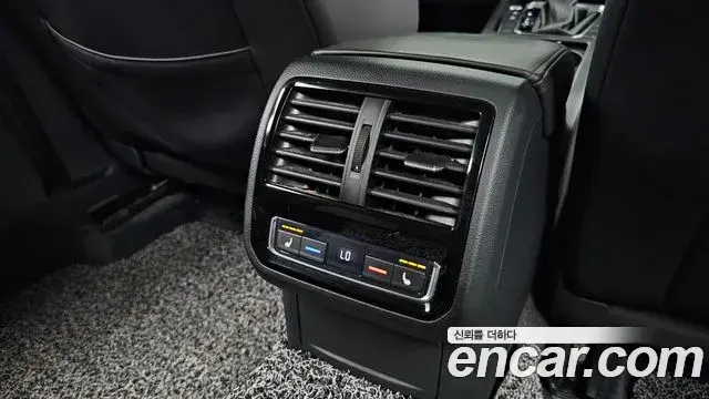 Volkswagen Arteon 2019 — ფოტო 33/37
