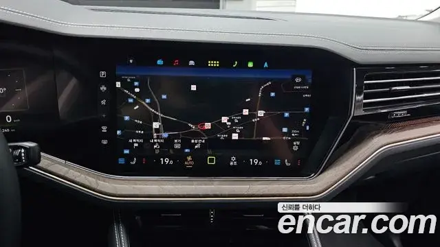 Volkswagen Touareg 2024 — Şəkil 19/36