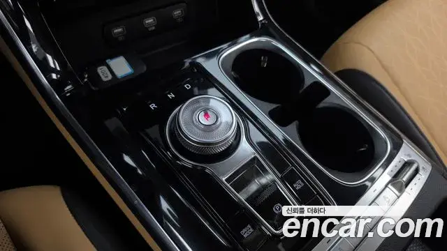 Kia Carnival 2021 — Фото 9/20