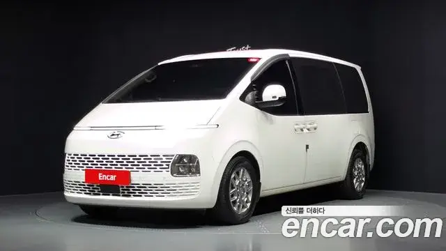 Hyundai Staria, 2021