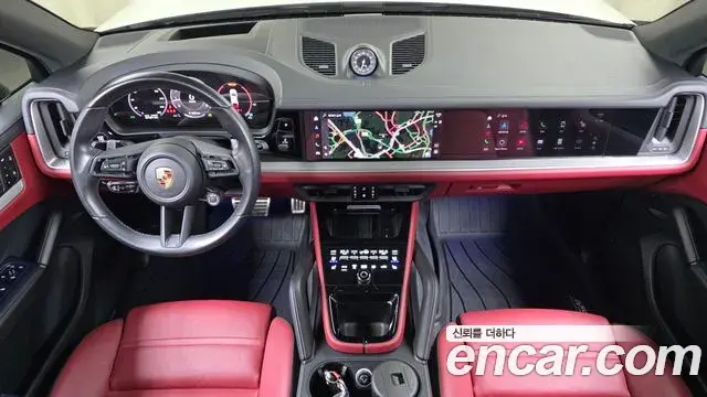 Porsche Cayenne 2023 — Photo 7/20