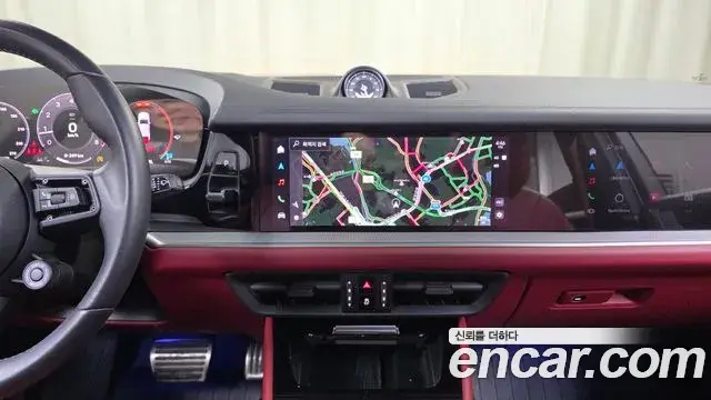 Porsche Cayenne 2023 — Photo 14/20